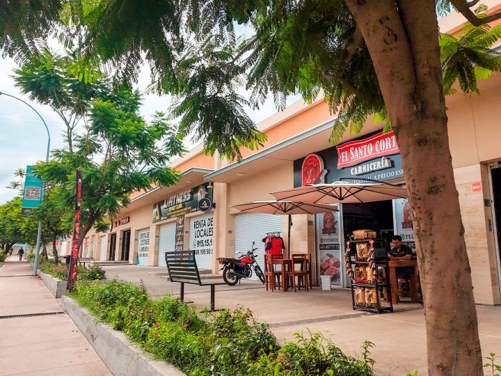 Plaza Comercial Vía Gavia, plaza comercial en Av. José María Escrivá de Balaguer, Aguascalientes — foto 6