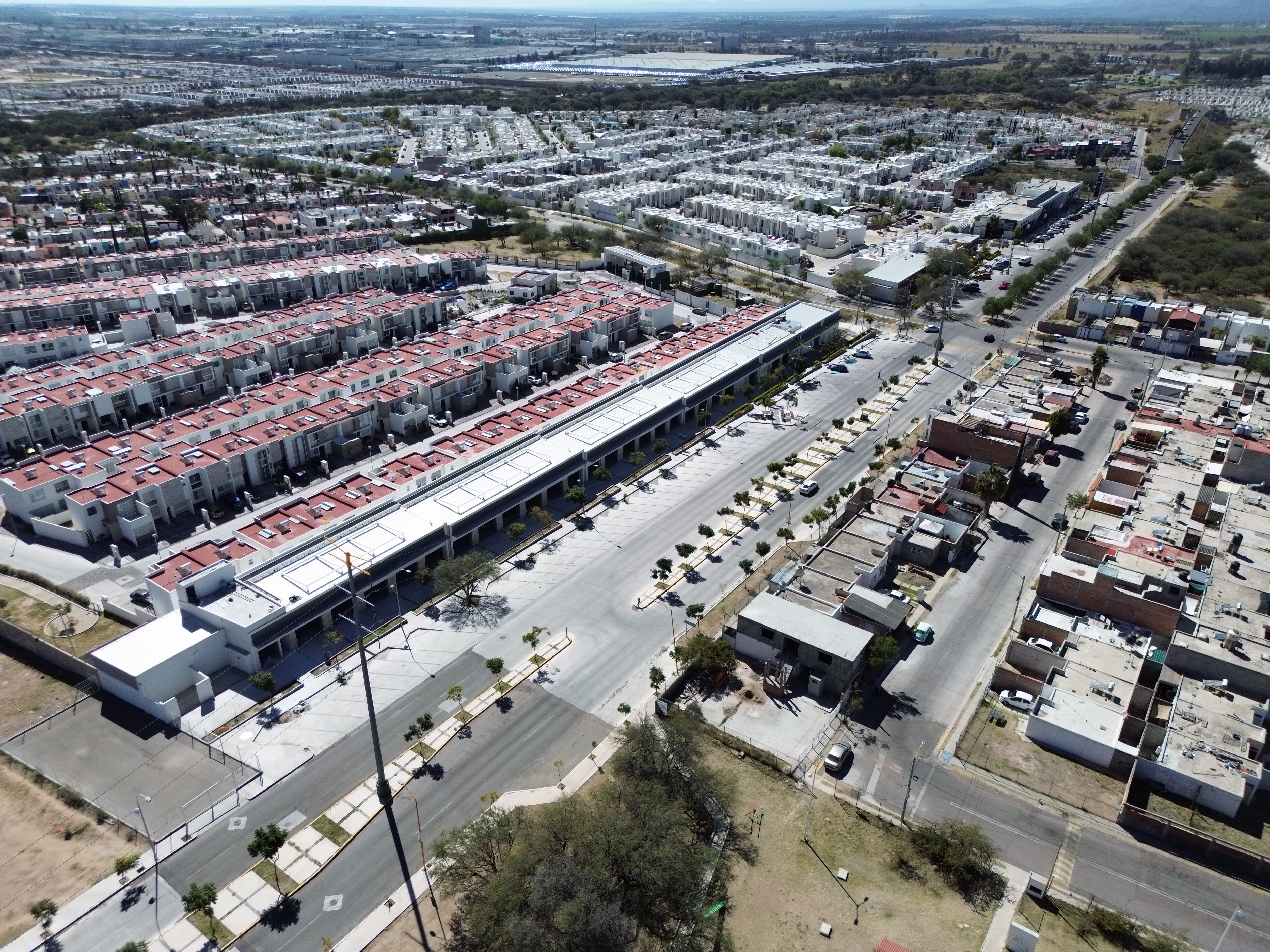 plaza comercial vía gavia