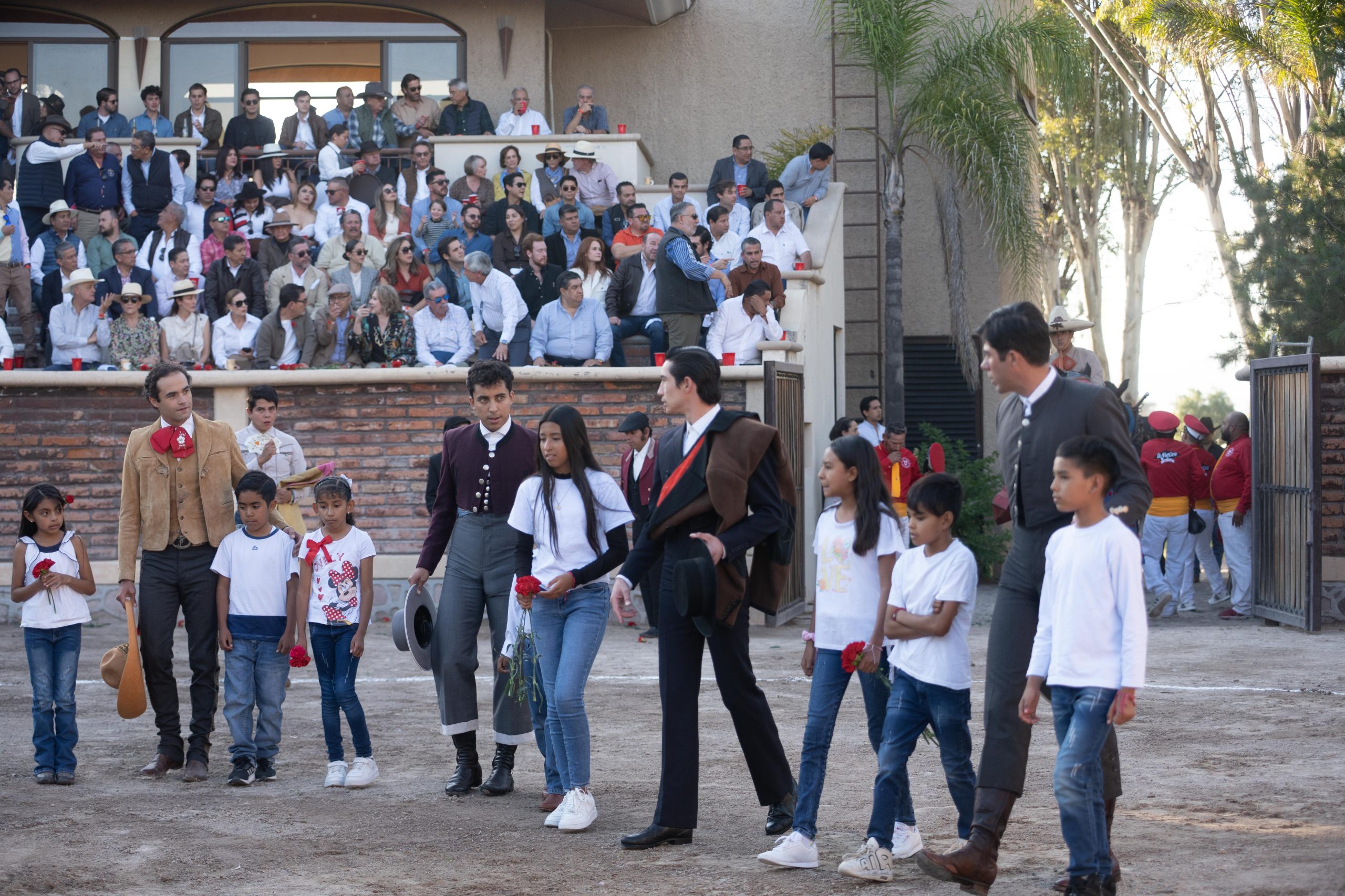 Celebrando el exitoso festival taurino a beneficio de BIFAM