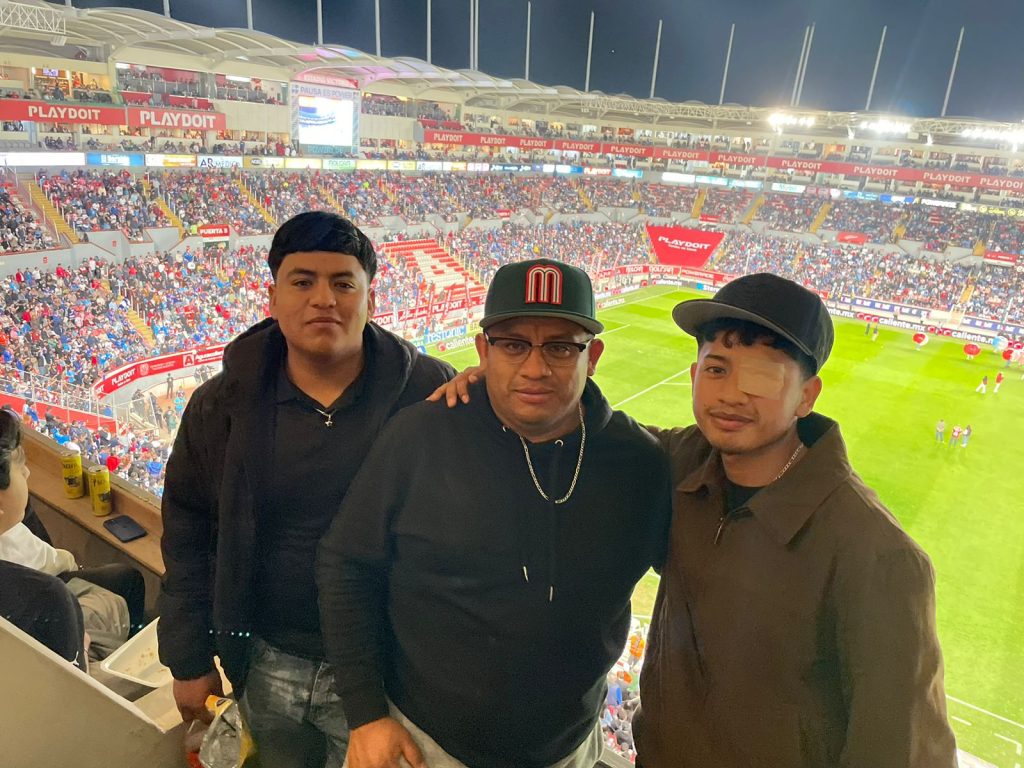 partido de necaxa invitados